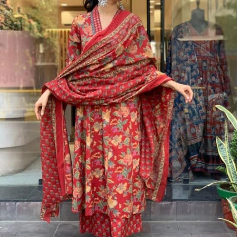Yashika Women Cotton Blend Floral Printed Kurta Plazzo Set with Dupatta Suitable For Every Indian Occasion