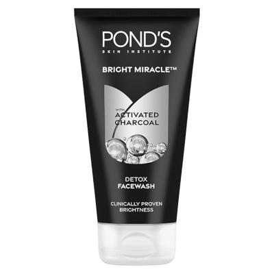 Pond's Pure Detox Anti-Pollution Purity Face Wash With Activated Charcoal Deep Cleans Impurities Dirt And Pollution For 2X Brighter Glowing Skin,150 g