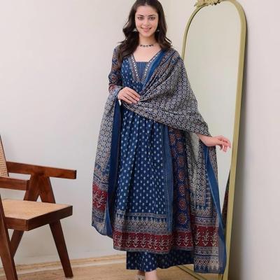 KLOSIA Women Printed Anarkali Kurta and Pant Set with Dupatta